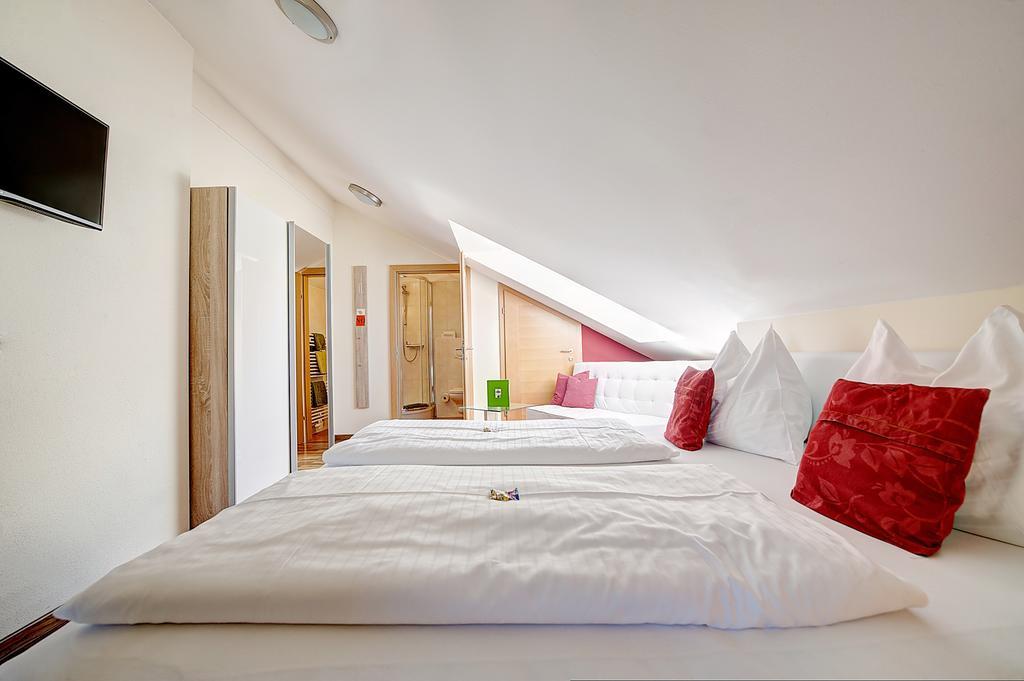 Hotel Buerglstein Saint Wolfgang Quarto foto